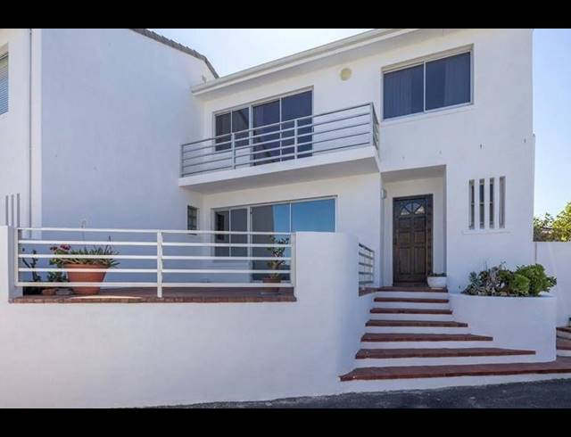 3 BEDROOM DUPLEX FOR SALE IN BLOUBERGRANT